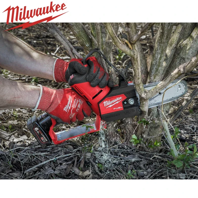 Пила Milwaukee M12 FHS/2527-20 для обрезки топлива M12™Топор™152 мм бесщеточная обрезная пила