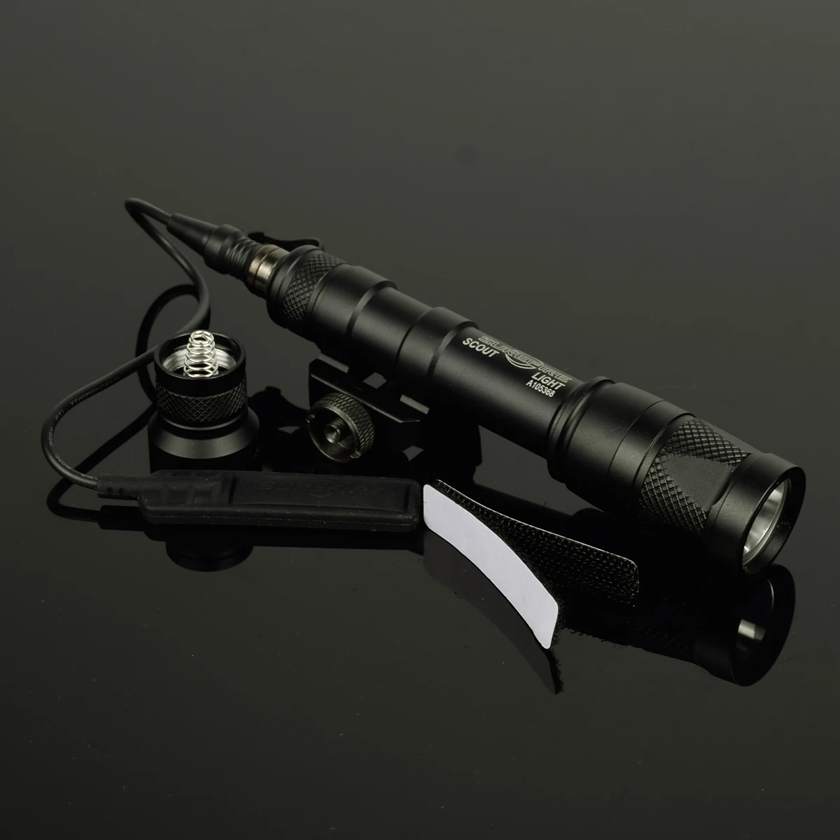 

Tactical Surefire M600 M600V Scout Light Hunting Strobe Flashlight Torch Gun Weapon Lantrena For Picatinny Rail with Tape Switch