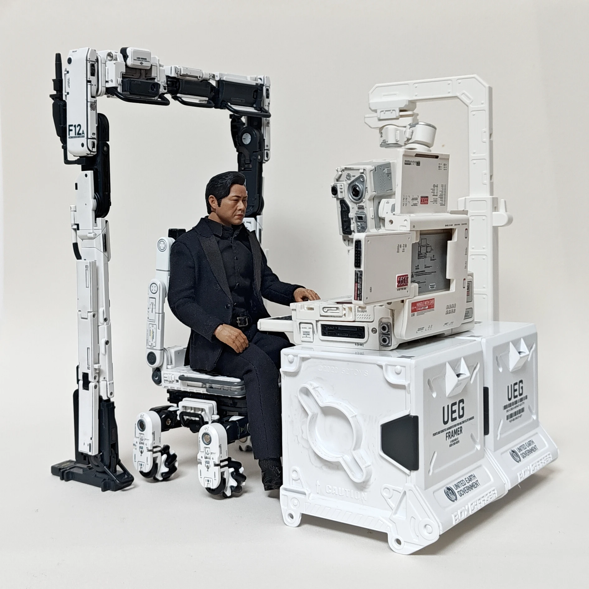 52 игрушки Ib-06 550c &amp 550w робот-деформатор преобразующий в Mecha и Cube экшн-фигурка