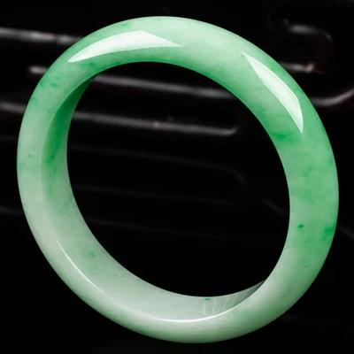 

zheru Jewelry Natural Burmese Emerald 54mm-64mm Light Green Bracelet Elegant Princess Jewelry Best Girlfriend for Mom