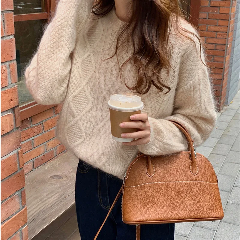 

Slouchy fried dough twist Diamond Knits Korean Soft Waxy Vintage Solid Pullover Loose Thickened Sweater