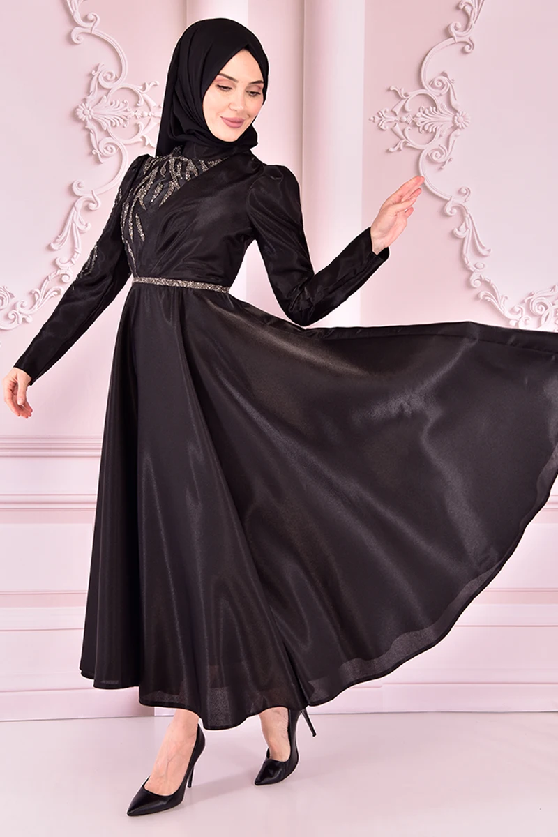 

Черное атласное платье KBR21358