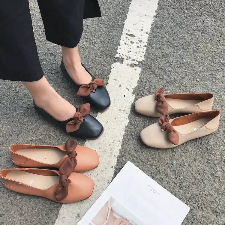 

Шлепанцы женские с бантом-бабочкой, повседневные мягкие босоножки, роскошные сандалии на плоской подошве, мягкие простые, черные, бежевые, ...