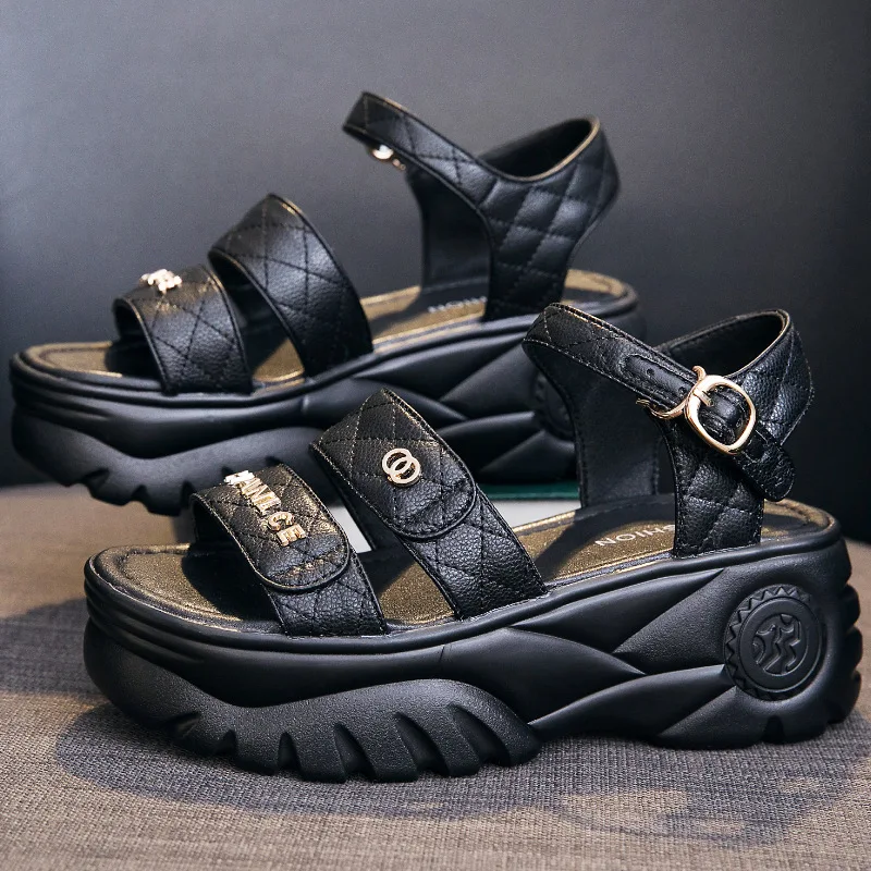 

2022 summer new leather sandals women's ins tide thick-soled sponge cake women's sandals all-match fairy style Roman sandals