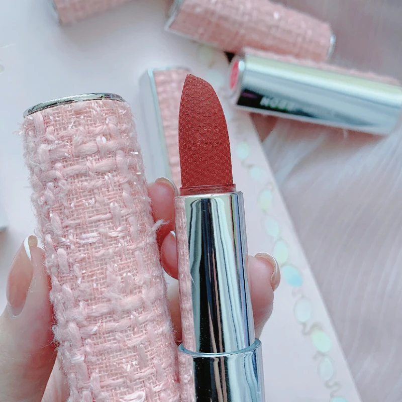 

Зеркальная резная матовая бархатная антипригарная чашка Xiaoxiangfeng, легкая в окрашивании матовая помада, принадлежности для макияжа и блеска ...