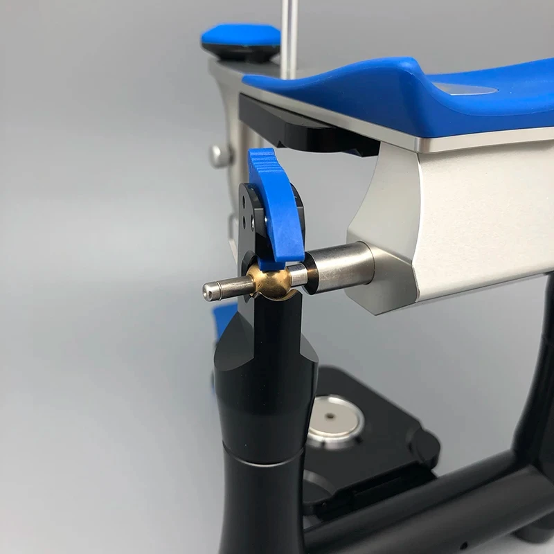 Стоматологический средний артикулятор для полости рта