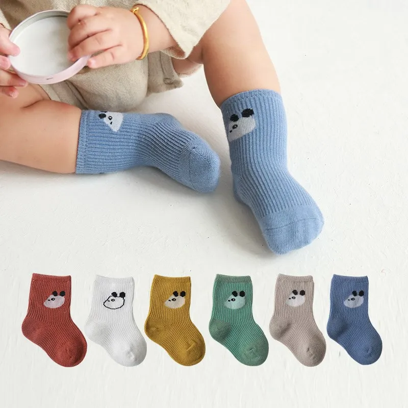 

Baby boneless socks boys and girls Middle tube socks cartoon patterns comfortable socks