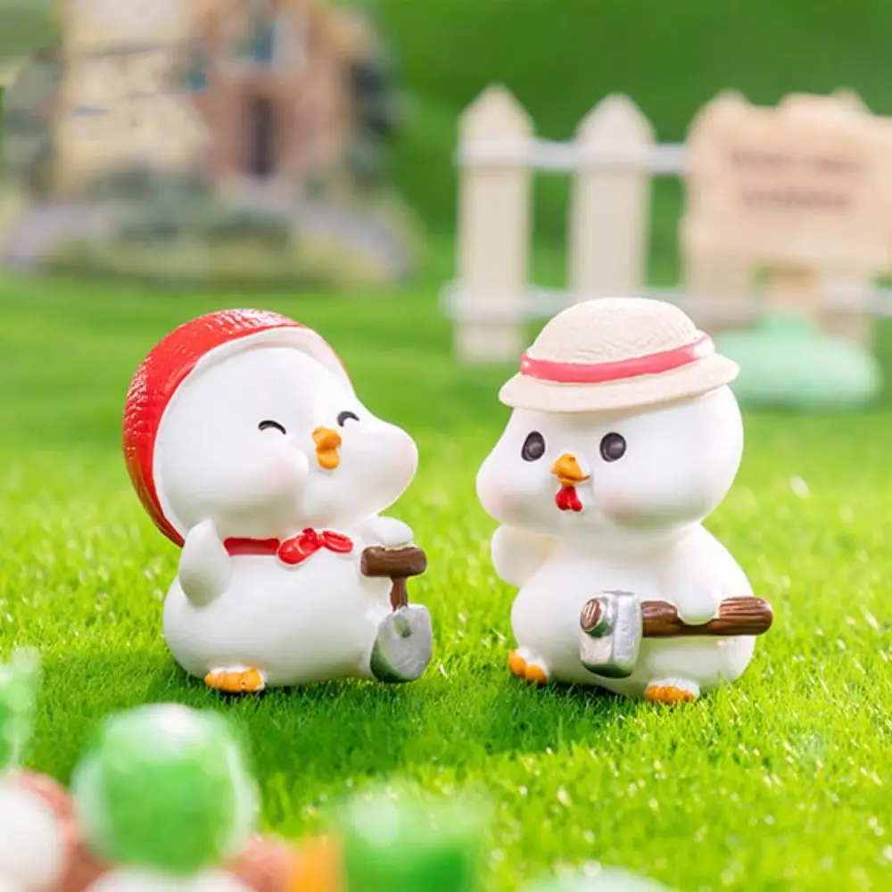 Мини-фигурки курицы из мультфильма подарок миниатюрная статуя животного желтой