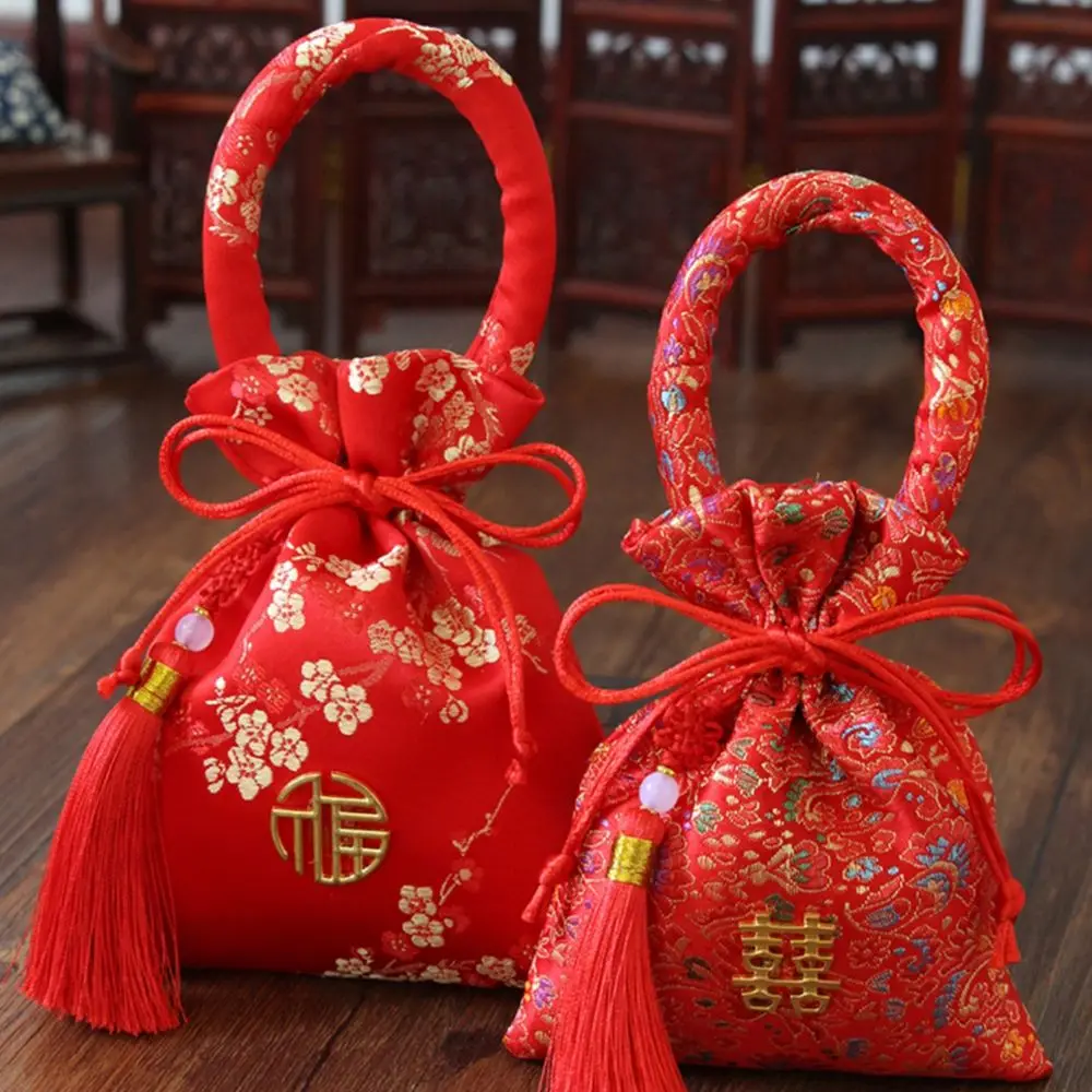

Red Chinese Style Brocade Wedding Party Supplies Chinese Knot Wedding-favor Gift Package Bag Handle Bag Candy Bag