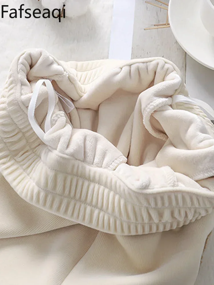 Женские зимние теплые шаровары с бархатной подкладкой простые толстые брюки до