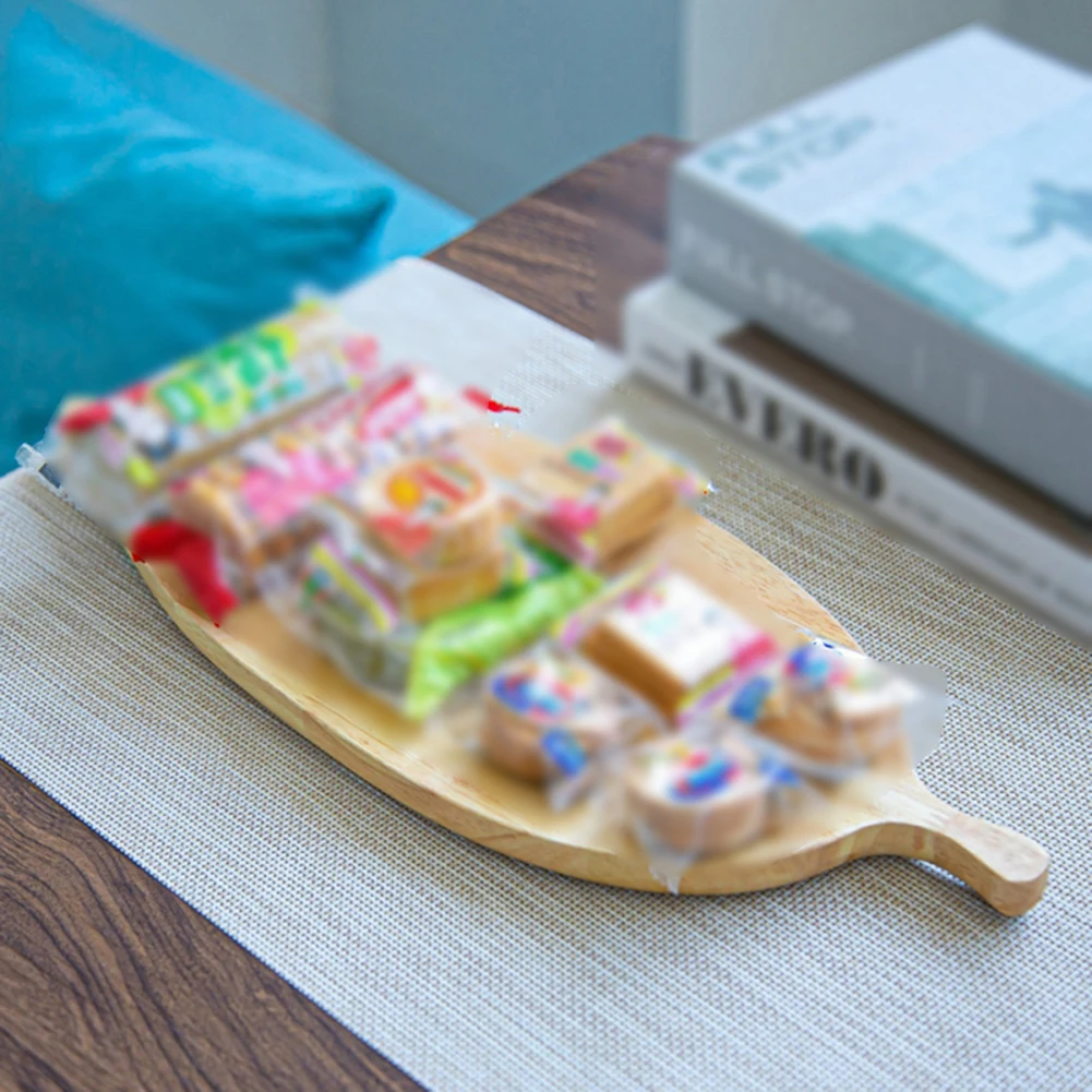 Nordic style leaf-shaped solid wood dessert plate decorative tray fruit tableware kitchen shelf |