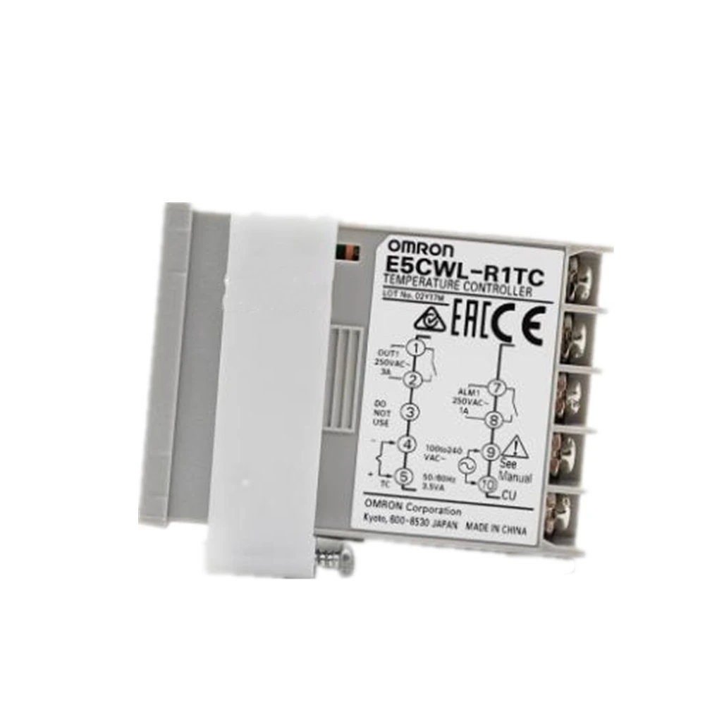 

Original and new electric digital temperature controller E5CWL-R1TC