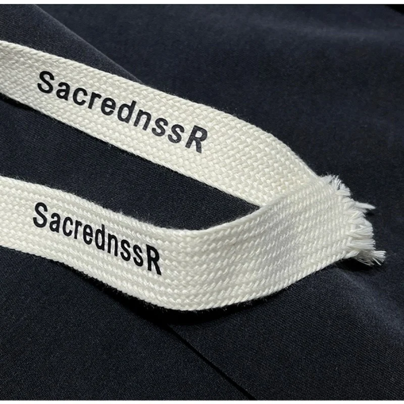 Рисунок 3 - Шорты мужские короткие на шнуровке