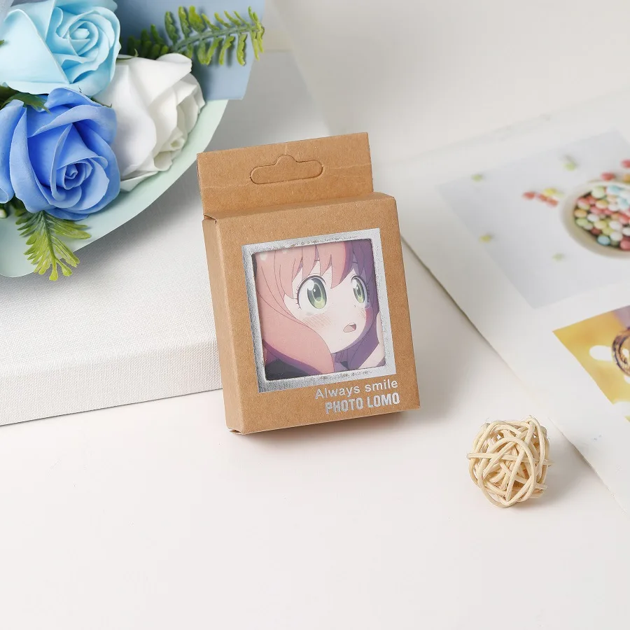 

Boxed 40pcs/set Anime SPY x FAMILY Twilight Loid Yor Anya Forger figure LOMO Photo card Star card Pendant Ornaments fans gifts