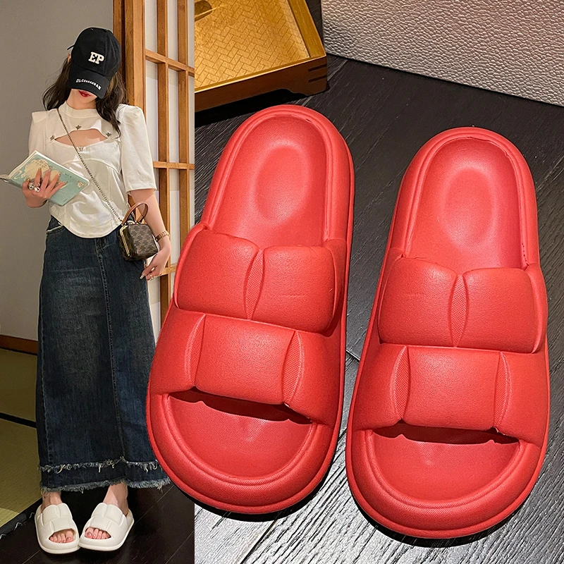 

2023 New Summer Shit Feeling External Wear Soft Sole Indoor Home Thick Sole Anti slip Women's Edition Sandals and Slippers