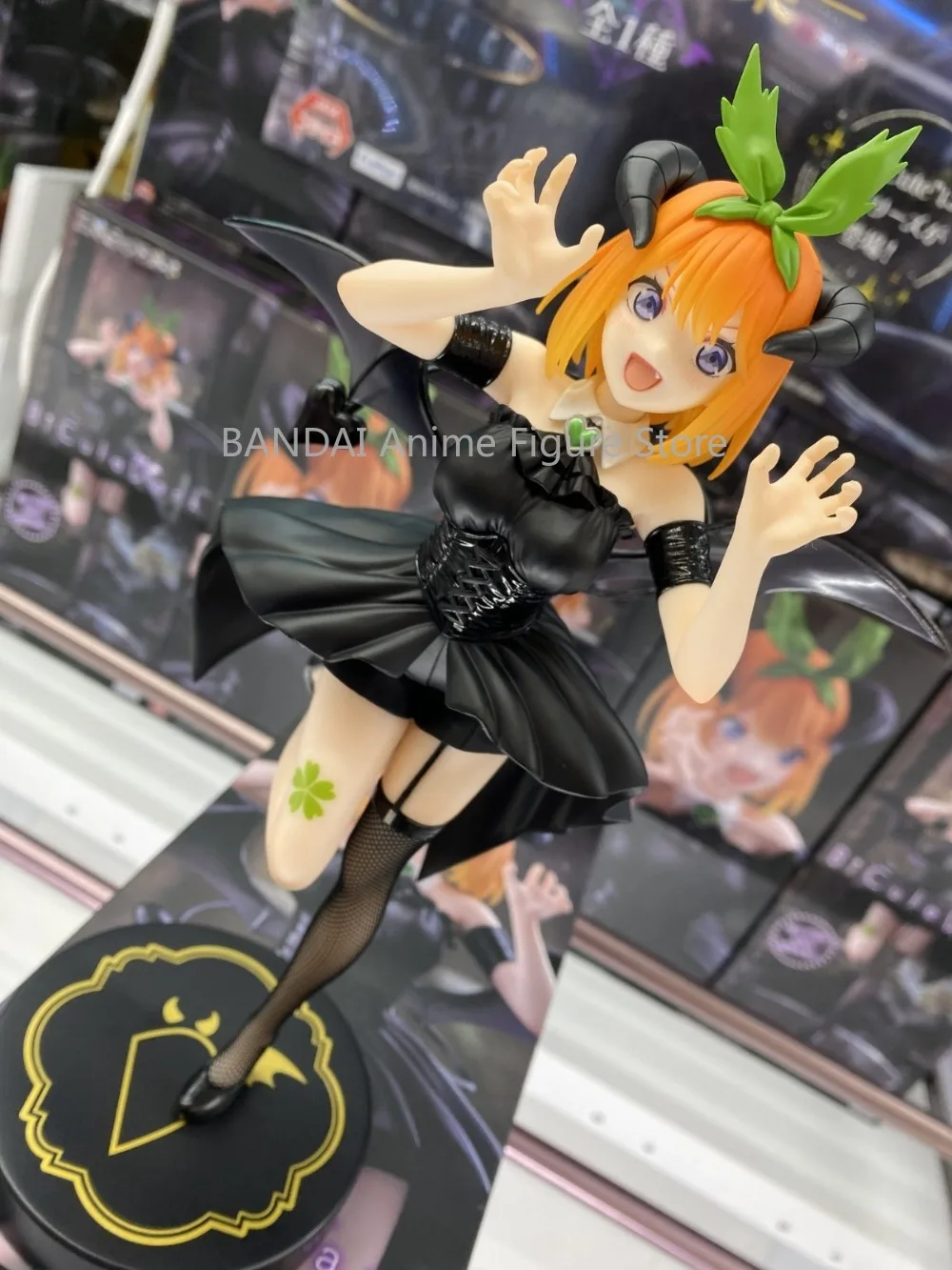 Фото В наличии: Оригинальная фигурка FuRyu BiCute Dark Figure по аниме «Пять близнецов» (Nakano Yotsuba), 25 см, модель, игрушка, подарок №3