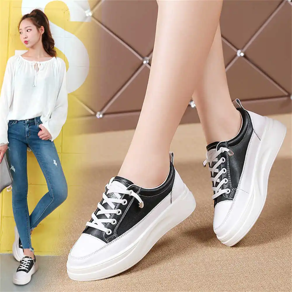 flat sole cow skin stylish men's sneakers Running yellow trainers natural shoes for men sport trends raning due to gym YDX1