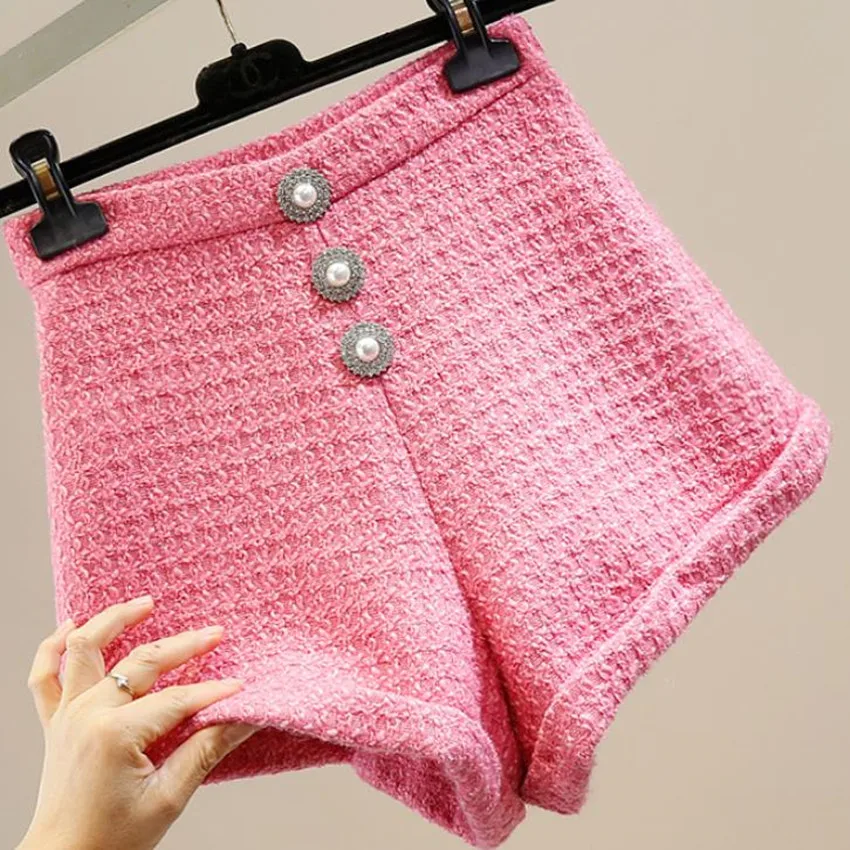 Winter New Classic Small Fragrance Tweed Shorts Women High Waist Elegant Pearl Buckle Simple Solid Color