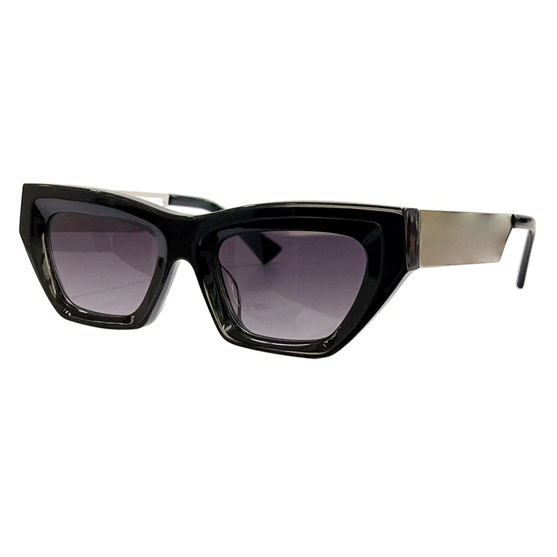 

2022 Designer Cat Eye Sunglasses Woman Vintage Black Mirror Rivet Sun Glasses Fashion Metal Frame Cool Sexy Female Oculos
