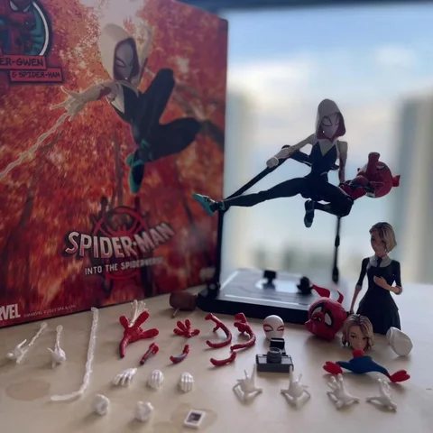 Фигурка Человека-паука Bandai 13 см