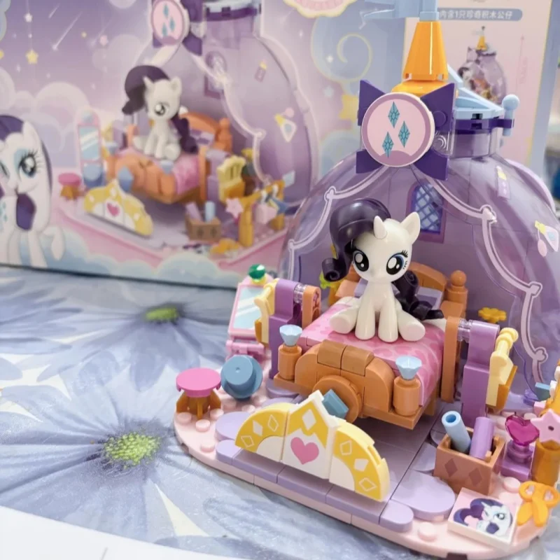 Фото Конструктор My Little Pony: Твайлайт Спаркл, Пинки Пай, Рэйнбоу Дэш, Яо Яо. Модель-украшение из мелких деталей. Подарок-игрушка. №2