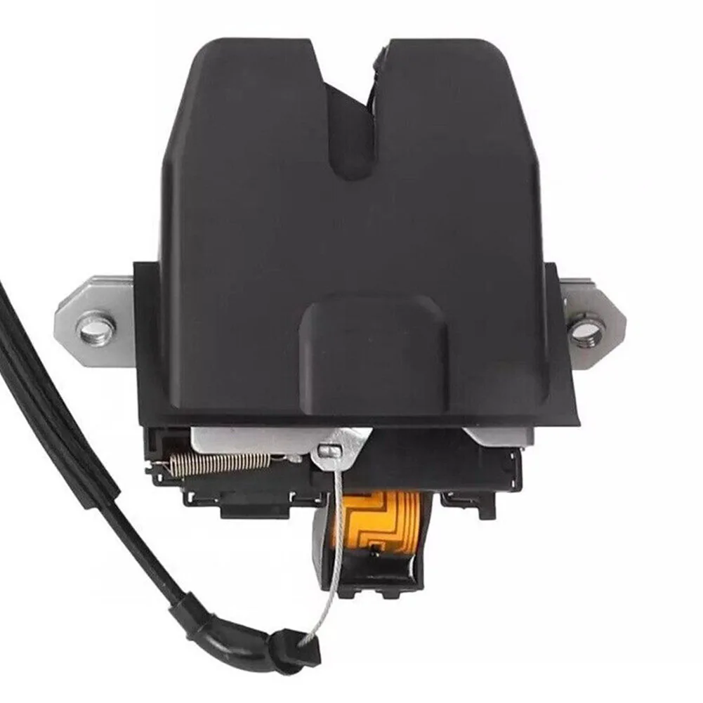 

LR049494 Rover For Land Rear Trunk Tailgate Lock Accessories Black High Quality LR030192 Plastic Plug-and-play