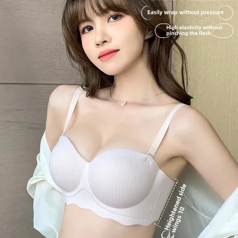 Женский бюстгальтер без бретелек с небольшой грудью большой внешний вид