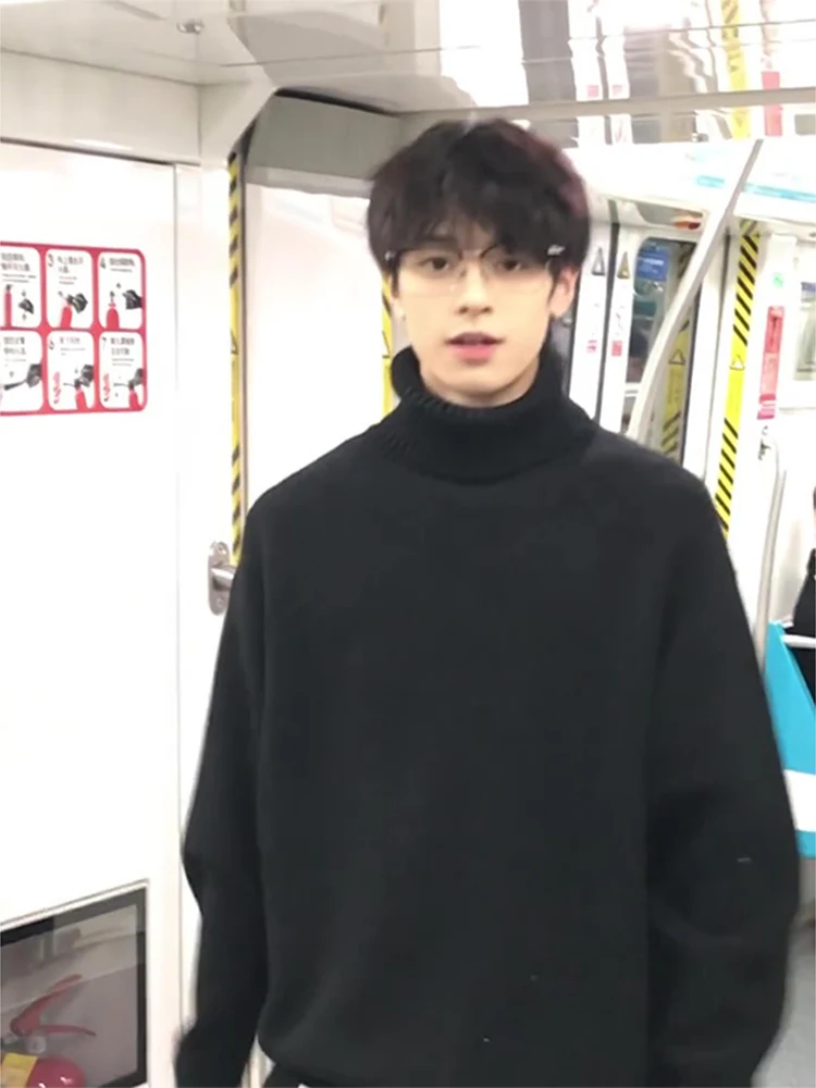 Черная водолазка нижний свитер мужской зимний свободный со средним воротником