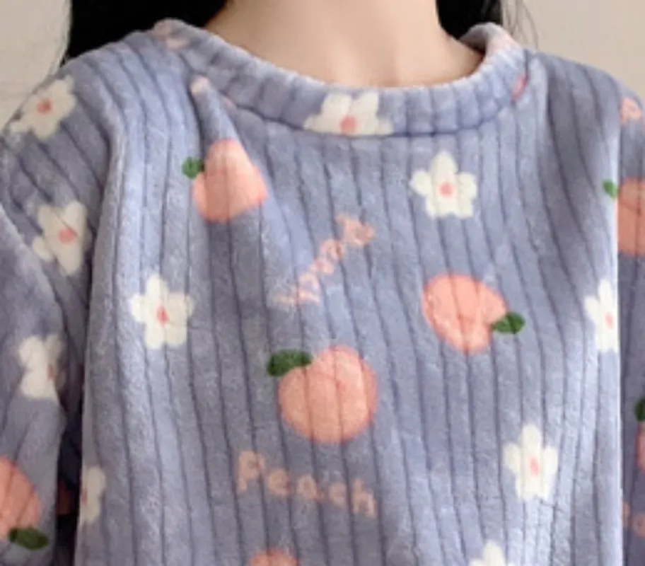 Girl's Winter Warm Two-Pieces Pajamas Polyester Comfortable Skin-Friendly Thick Purity  Loose Sleepwear With Round Collar