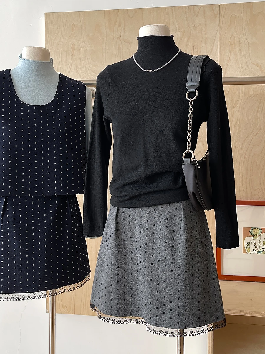 Rena Skin-friendly Comfortable Turtleneck Knitted Base + Sweet Polka Dot Vest Top Lace Stitching Short dress Free Lace-up