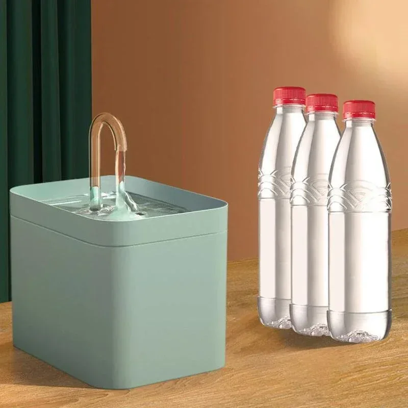 Электрическая поилка-фонтанчик для кошек бесшумная емкость с автоматическим