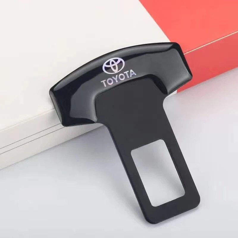 

1pcs/lot quality zinc alloy car seat belt clip safety belt plug For Toyota logo Camry Land Cruiser rav4 car accessories
