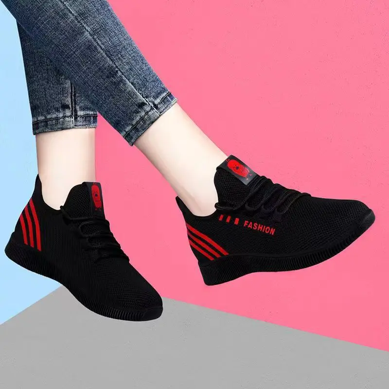 

Women's New Lace Up Sneakers Female Casual Breathable Mesh Platform Sneakers Fashion Ladies Soft Comfy Sneaker Tenis Feminino