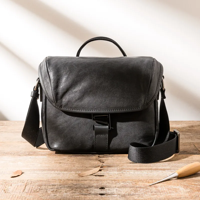 Simple, casual and high-quality natural genuine leather men black handbag outdoor organizer soft cowhide messenger shoulder bag