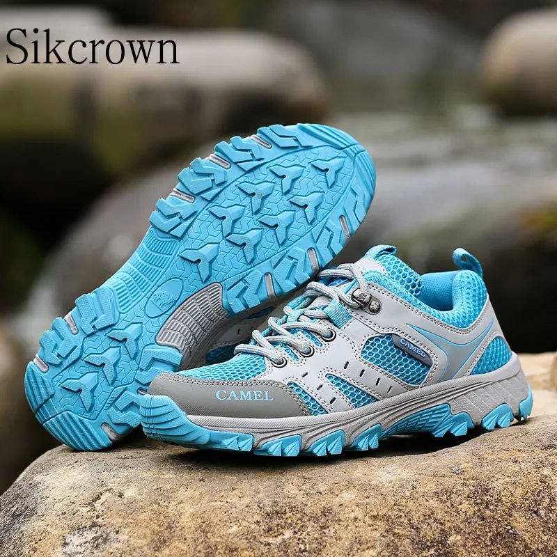 

Blue Hiking Shoes Women Light Summer Mesh Breathable Couple Outdoor Tennis Men's Sneakers For Trekking Tourism Camping Shoes