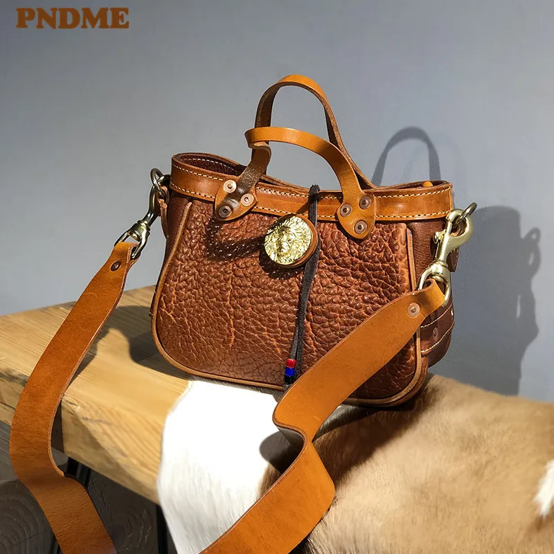 Купи PNDME vintage luxury genuine leather women's small handbag weekend outdoor high quality real first layer cowhide crossbody bag за 11,386 рублей в магазине AliExpress