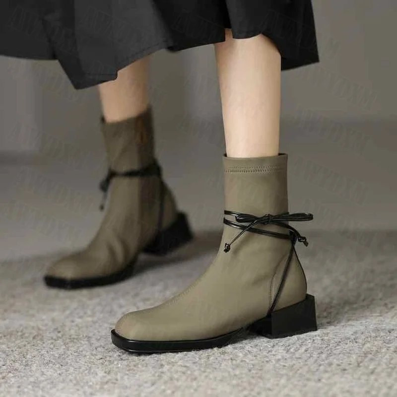 

Женские ботильоны челси на массивном каблуке, новая дизайнерская обувь на среднем каблуке, зимние ботинки с квадратным носком и кружевом, Ж...