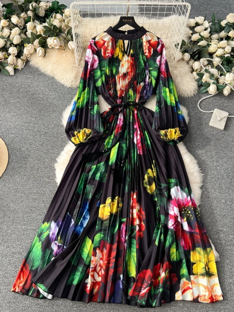 Женское длинное платье с рукавами-фонариками элегантное плиссированное