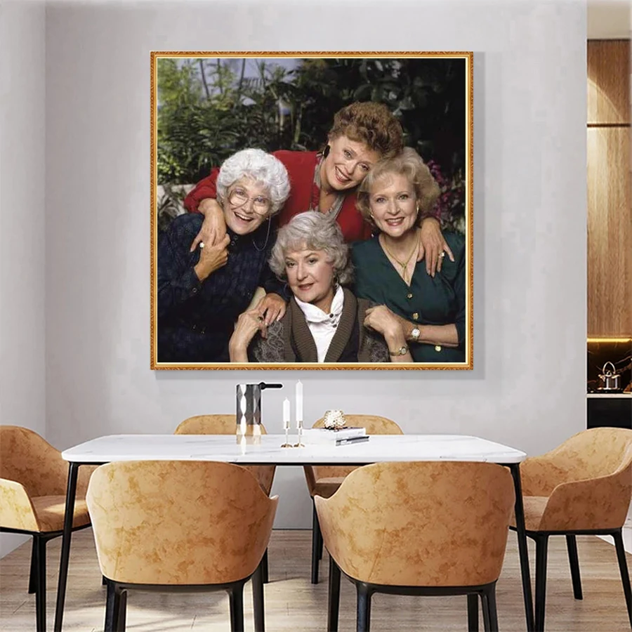 Картина для вышивки крестиком с изображением золотых девушек