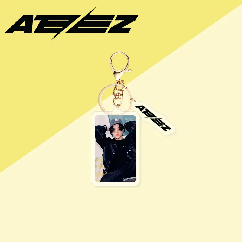 

Набор брелков ATEEZ Hongjoong Yunho