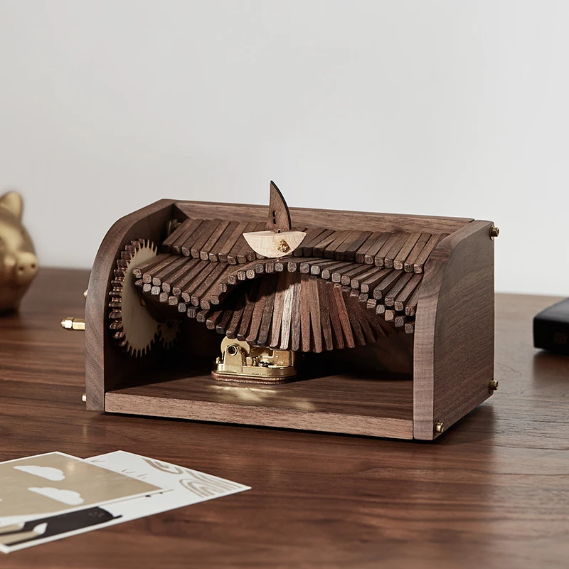 

Wooden Creative Handmade Internet Celebrity Hand-Cranked Music Box Decoration Boys and Birthday Gift for Girls