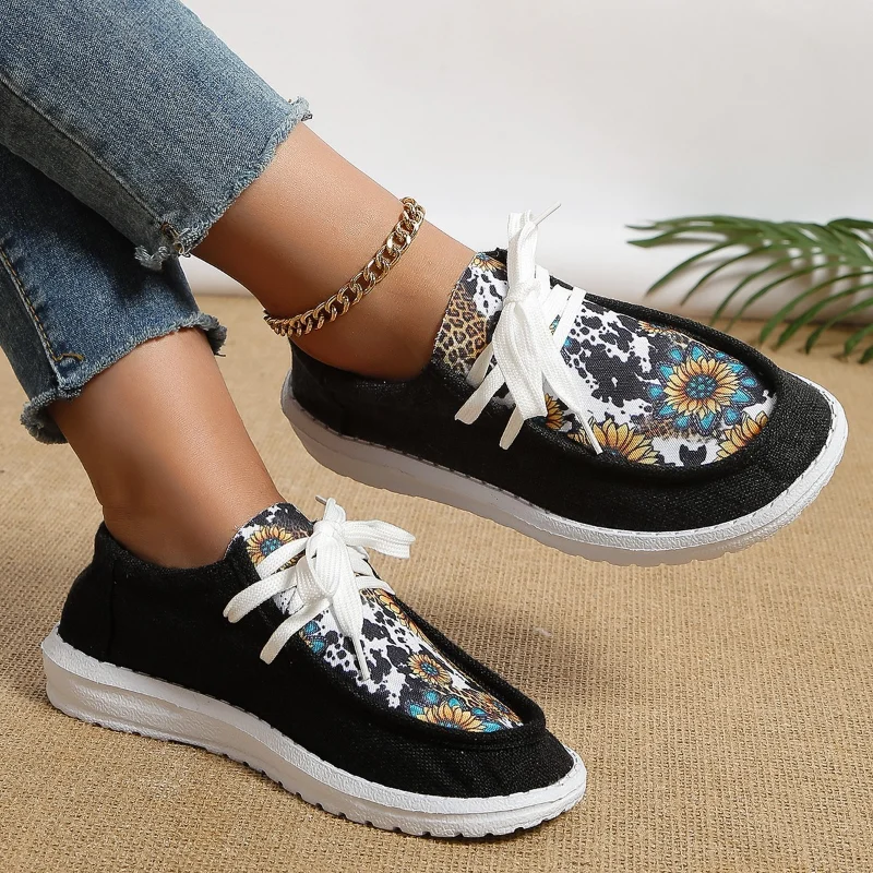 

Парусиновые туфли для женщин, Новинка лета 2023, Модные слипоны, женская обувь на плоской подошве, дышащие дизайнерские лоферы с принтом для женщин