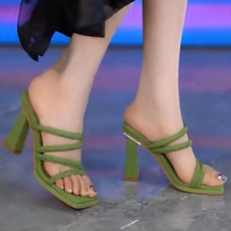 

Женские туфли на высоком каблуке, квадратный каблук, искусственная кожа, пикантные вечерние туфли, без застежки, узкие ремешки, на лето