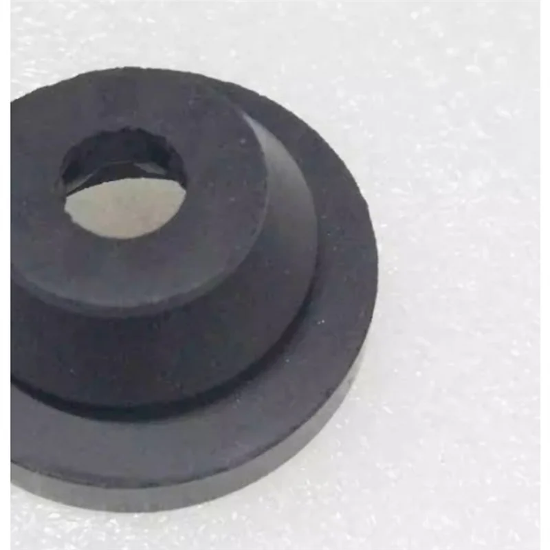 

Для Ford Focus Escort Kuga 95BB-9B929-AA корпус фильтра воздушного отсека, монтажная прокладка для ног