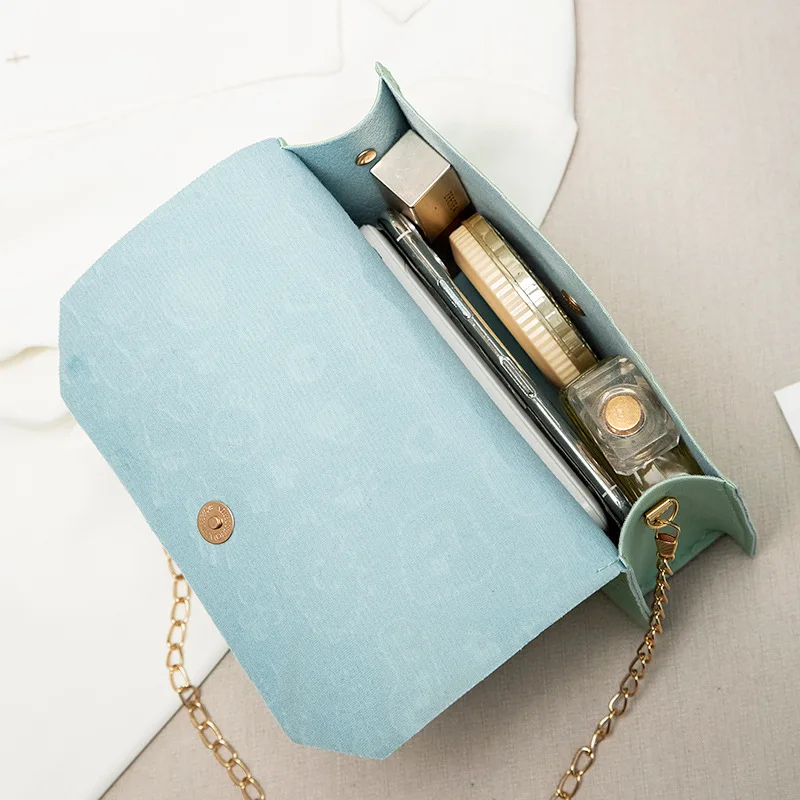 Ladies Bags 2023 New New Embossed Small Square Bag Summer Fashionable Simple Retro One Shoulder Crossbody Bag