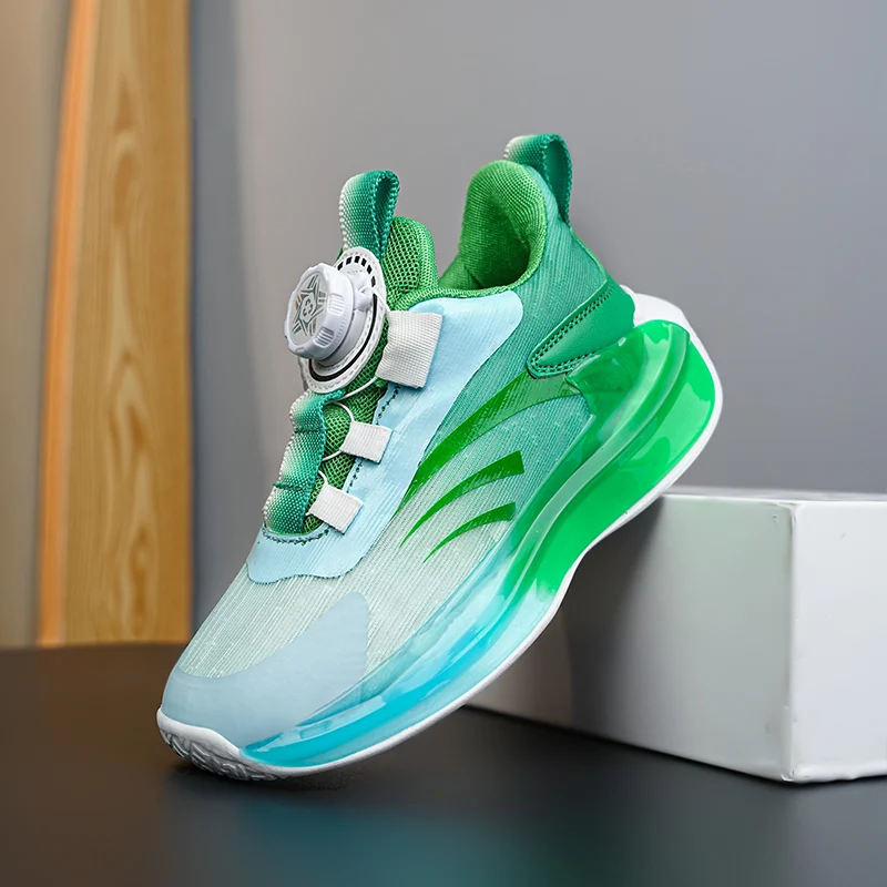 

Кроссовки Детские сетчатые Нескользящие, на мягкой подошве