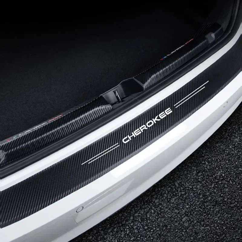 Защитная наклейка на порог автомобиля для Jeep Cherokee, светящаяся пороговая полоса из углеродного волокна с логотипом Jeep Cherokee, наклейки против царапин на педаль (art.: 3920d36e141a2) - 3920d36e141a2