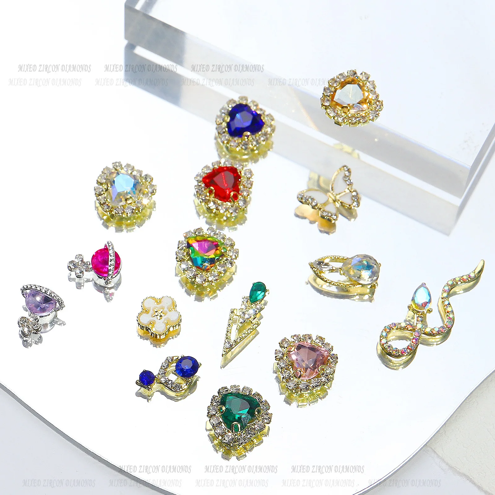 

Набор из 120 шт./24 ячеек для ногтей из сплава, роскошный дизайн, ювелирные украшения, подвески, заклепки, Dasiy, бант, бриллианты для творчества, н...