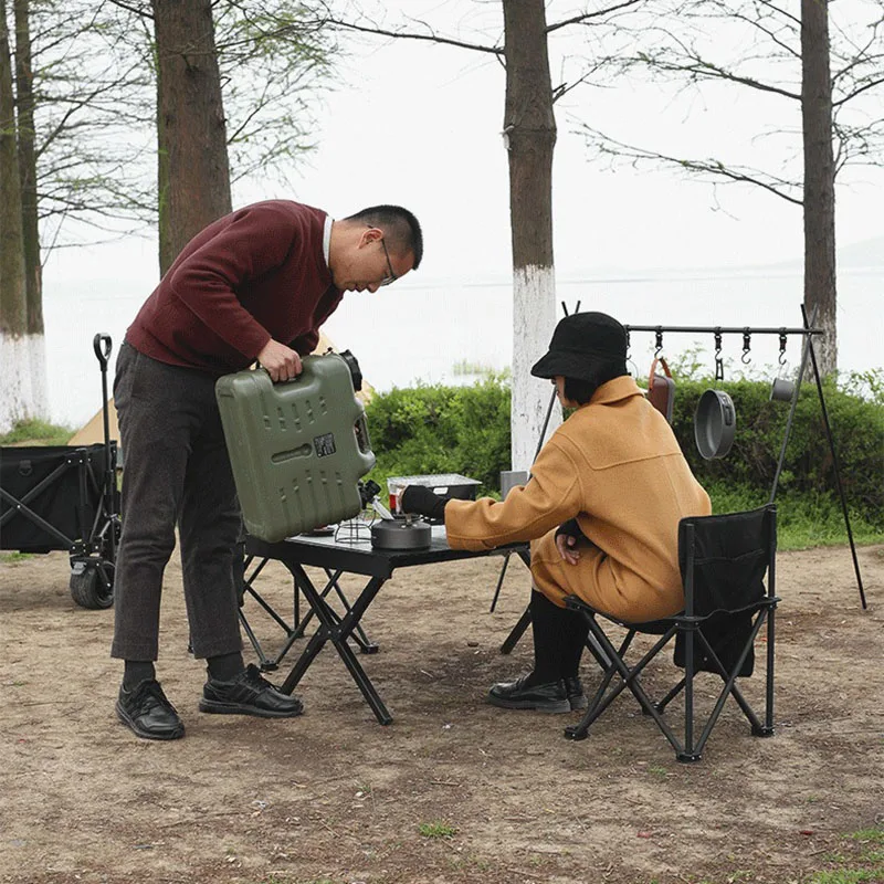 Outdoor Folding Lightweight Recreation Table
