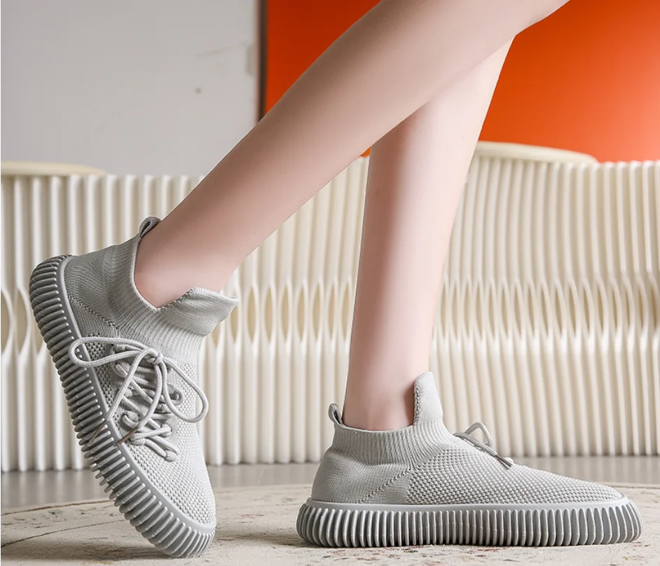 Women's sports shoes 2023 spring new women's lace-up breathable casual sports shoes mesh large running walking sports flat shoes